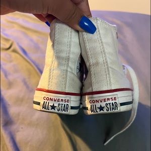 Kids converse